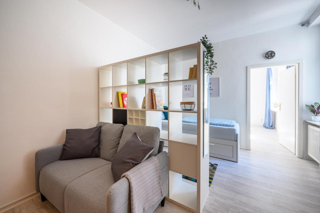 Großzügige Wohnung, TOP-Lage auf dem Werder, max 4 Personen Magdeburgo Exterior foto
